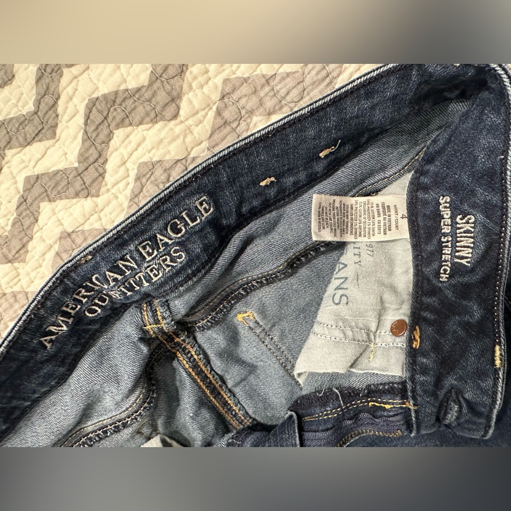 American Eagle Super Stretch Skinny Jeans Size 4 - Picture 2 of 2